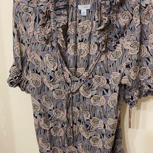 O’Sullivan ruffle collar top